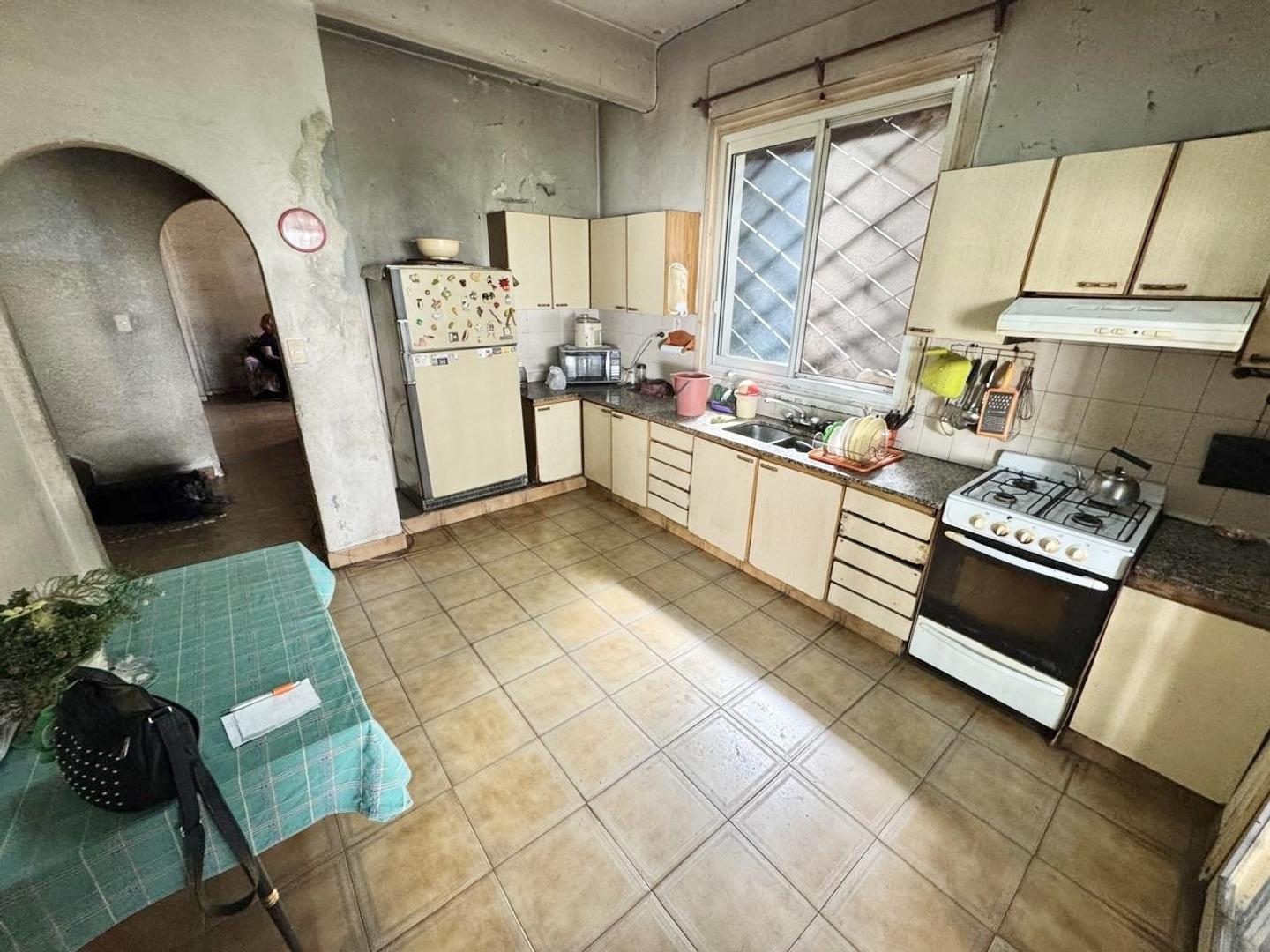 Chalet 4 ambientes en muy buena ubicación.