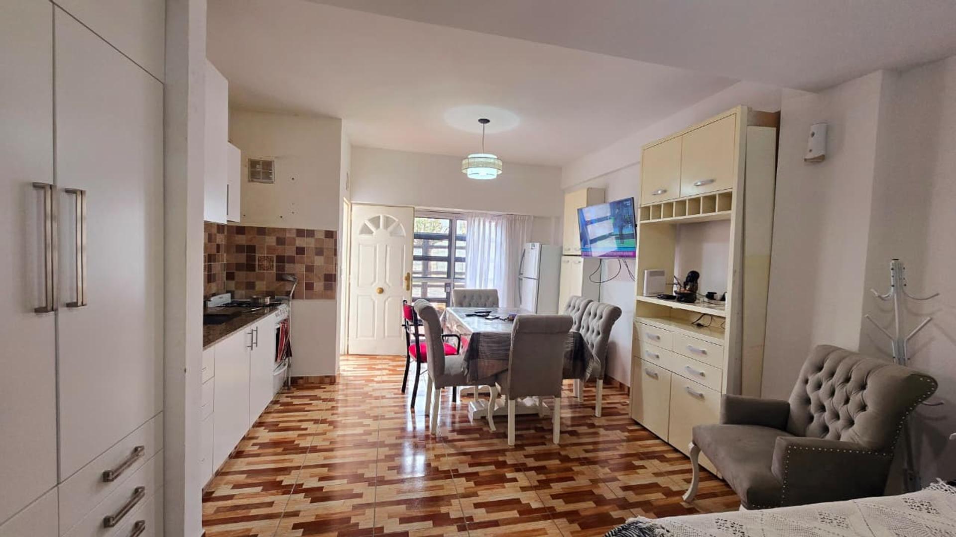 Departamento en Venta en Villa Luzuriaga, USD 45.000