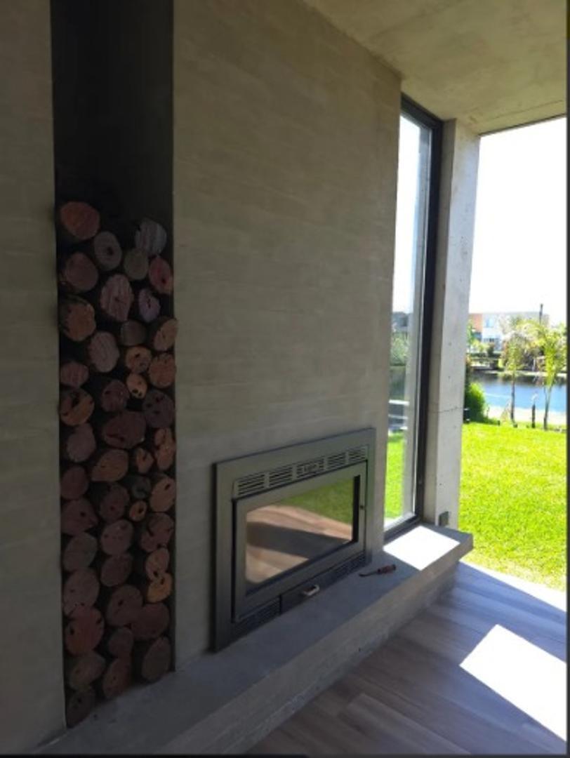 Casa en Alquiler 1 año