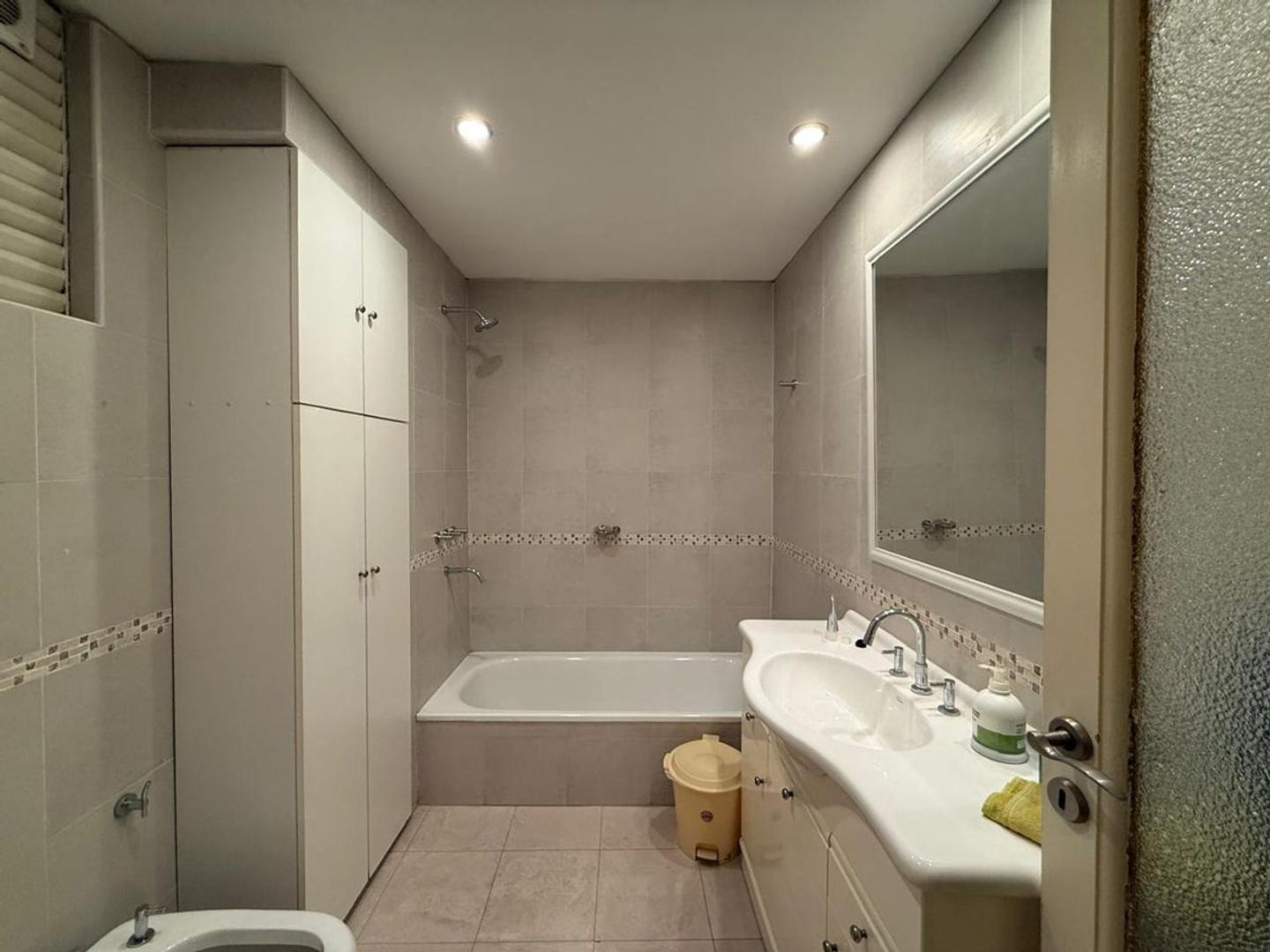 Departamento en Venta en Monserrat, USD 229.000