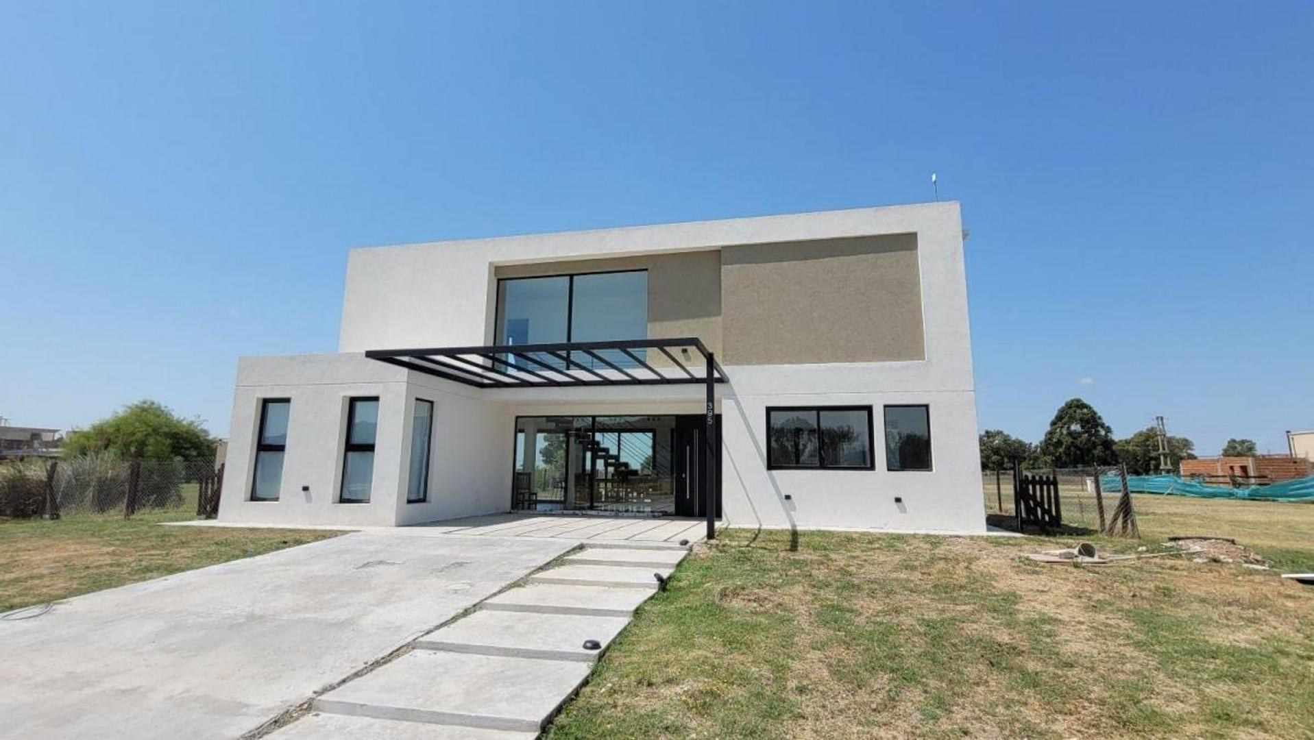 Excelente casa 5 ambientes