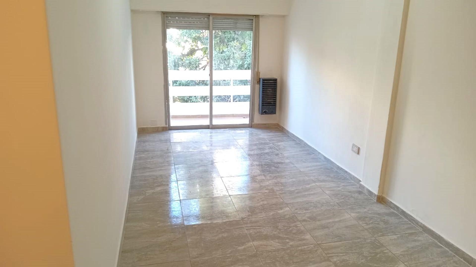 Rodriguez PeÑa 100, Piso 1