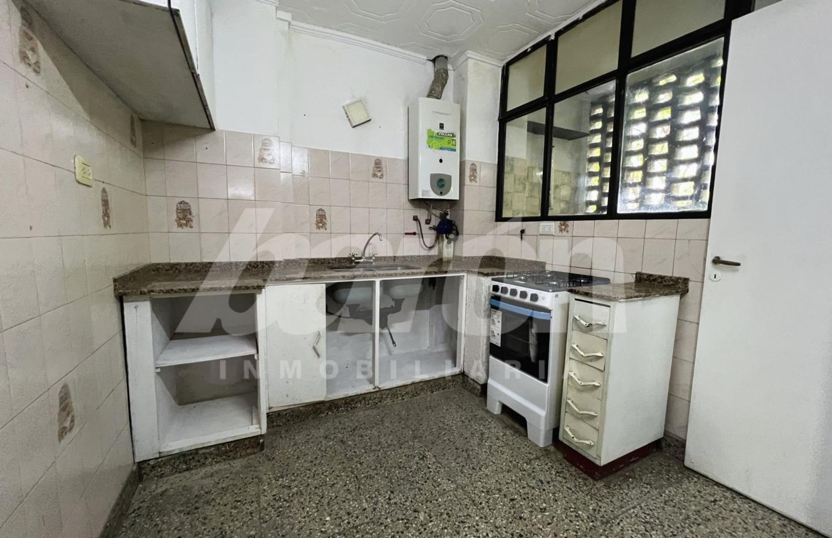 Departamento 4 ambientes con 1 baño