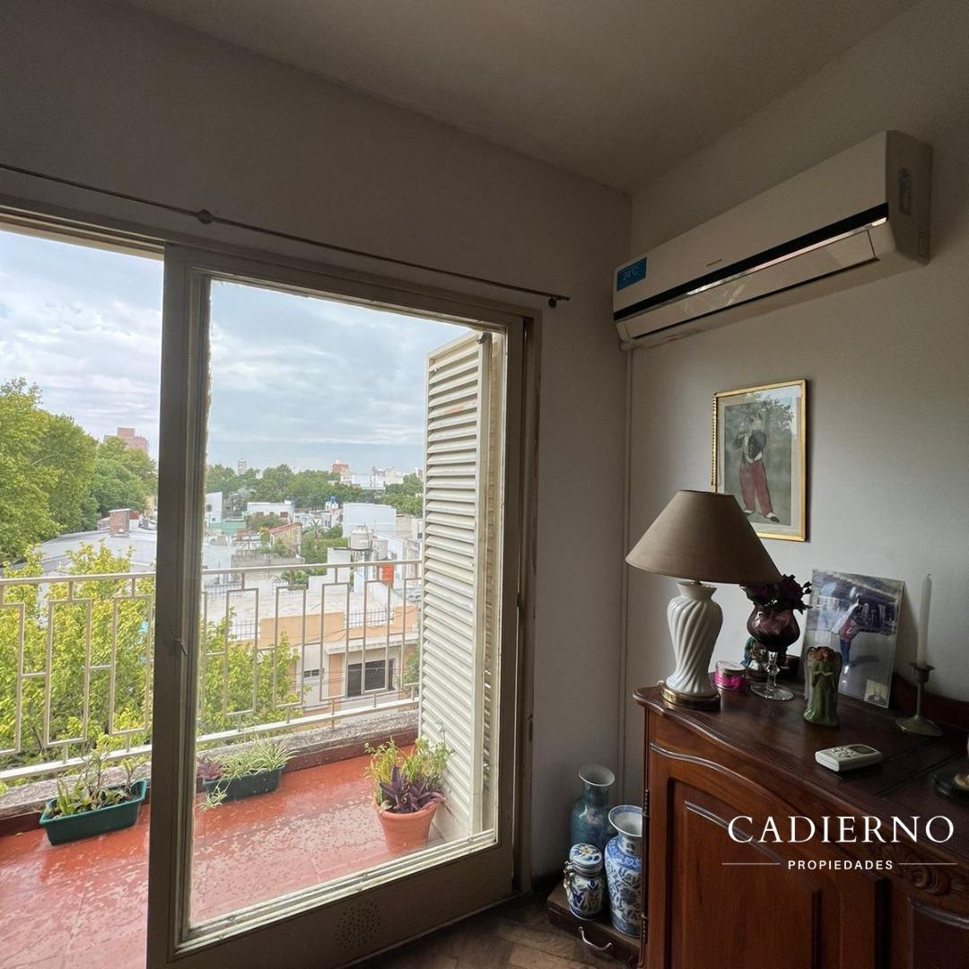 DEPARTAMENTO DE DOS DORMITORIOS EN ALSINA Y SALTA