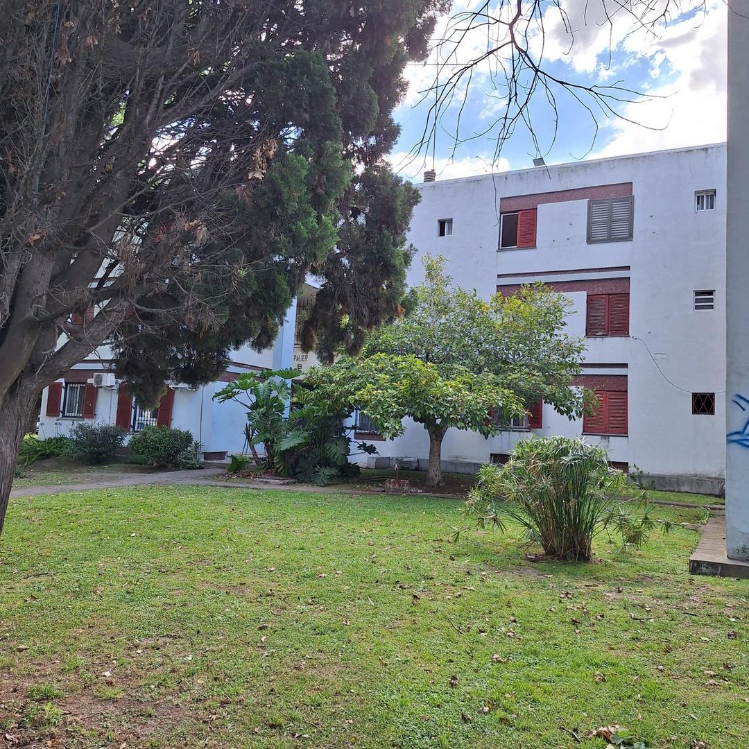 Centenario 3800, Piso 2