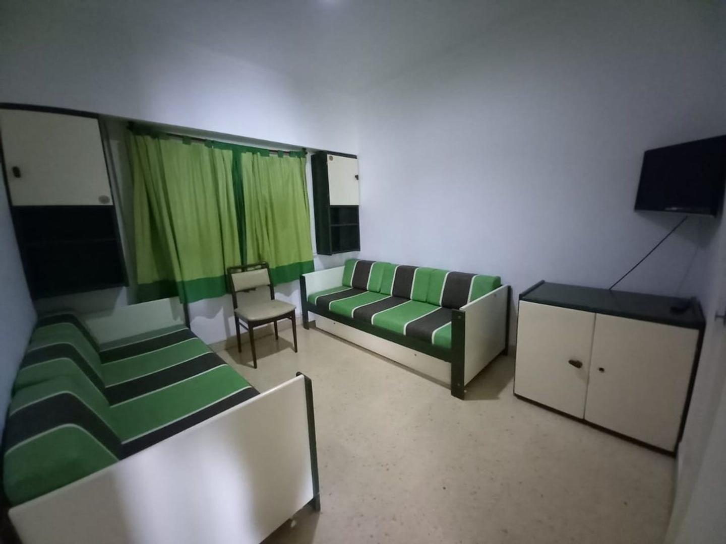 VENTA 3 AMBIENTES CON DEPENDENCIA VISTA AL MAR