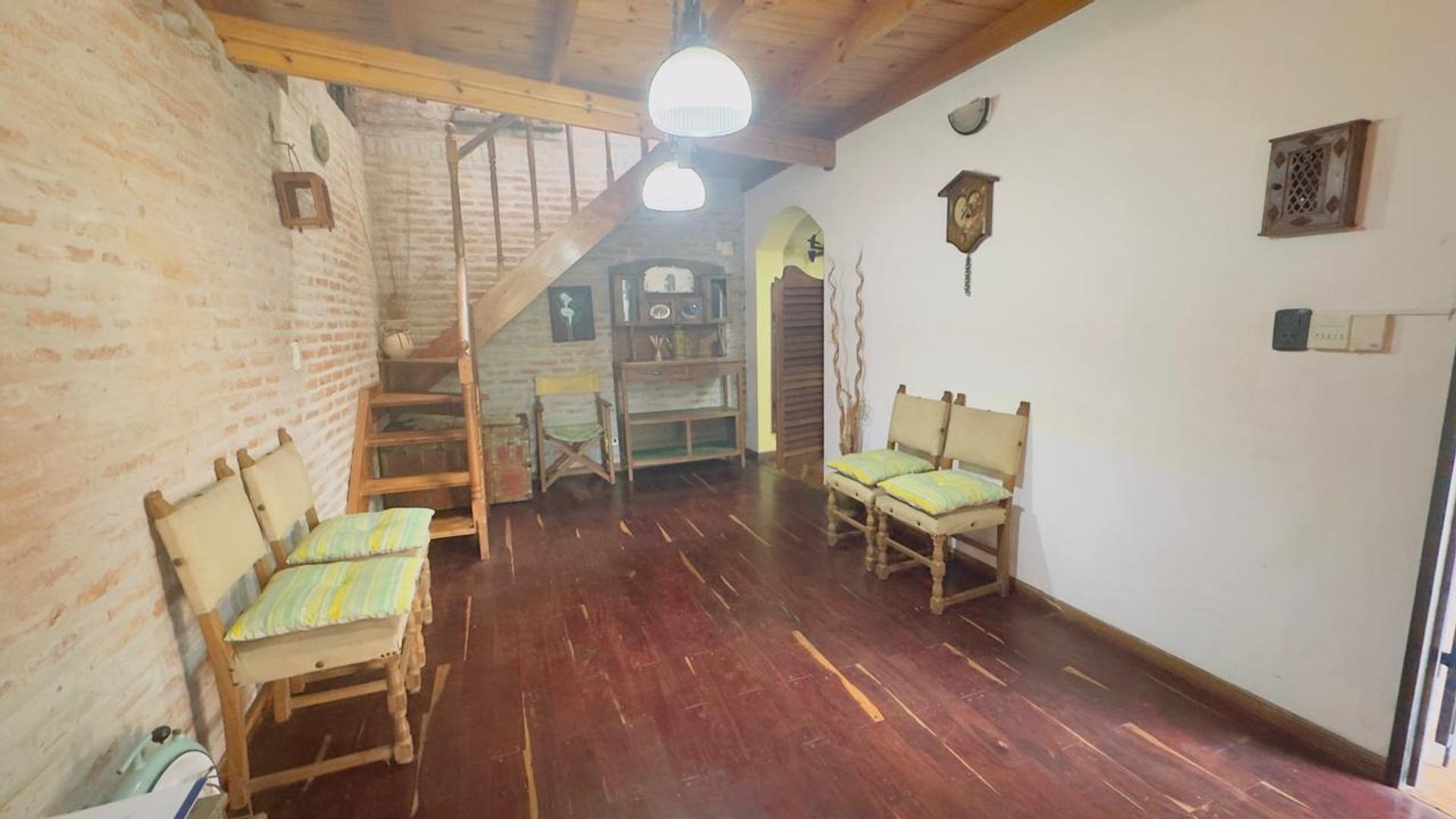 Casa de estilo  en barrio da vinci disponible