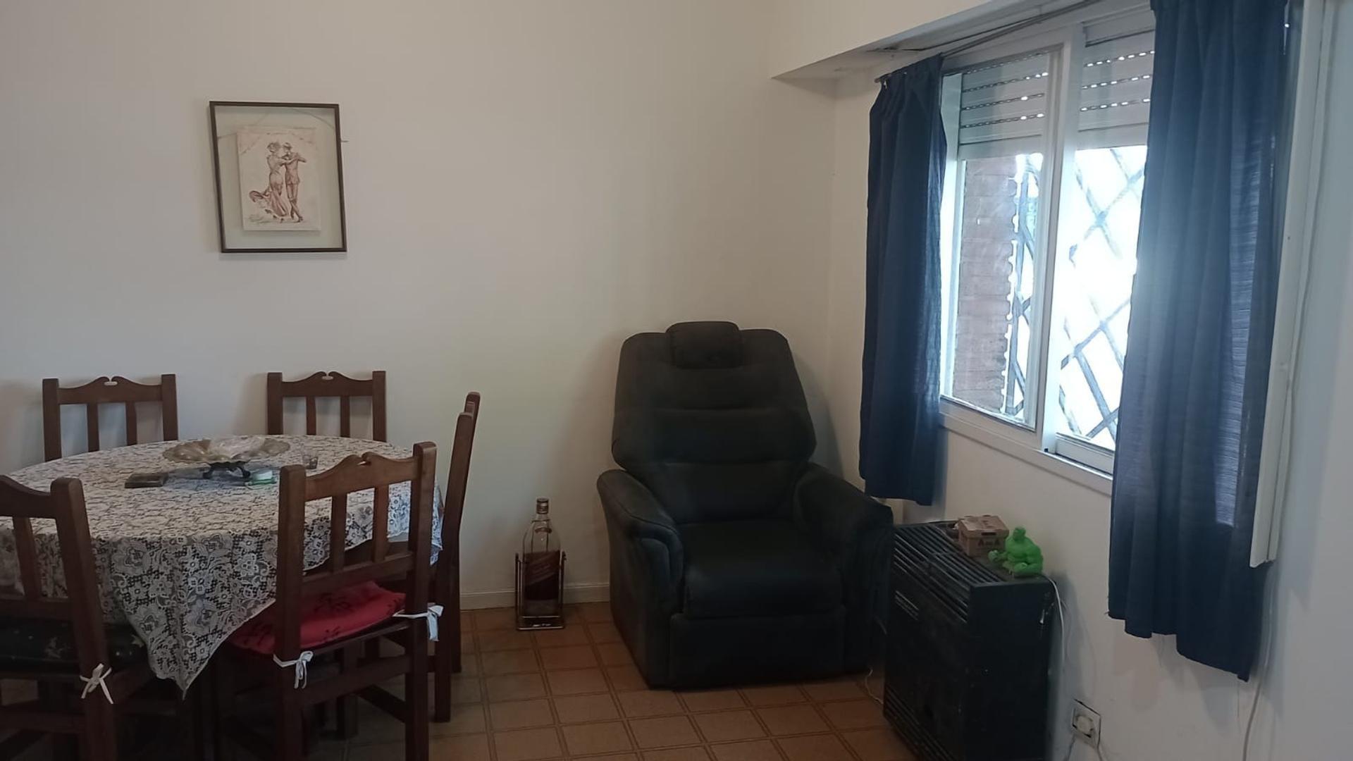 Depto Tipo Casa en Venta de 3 ambientes