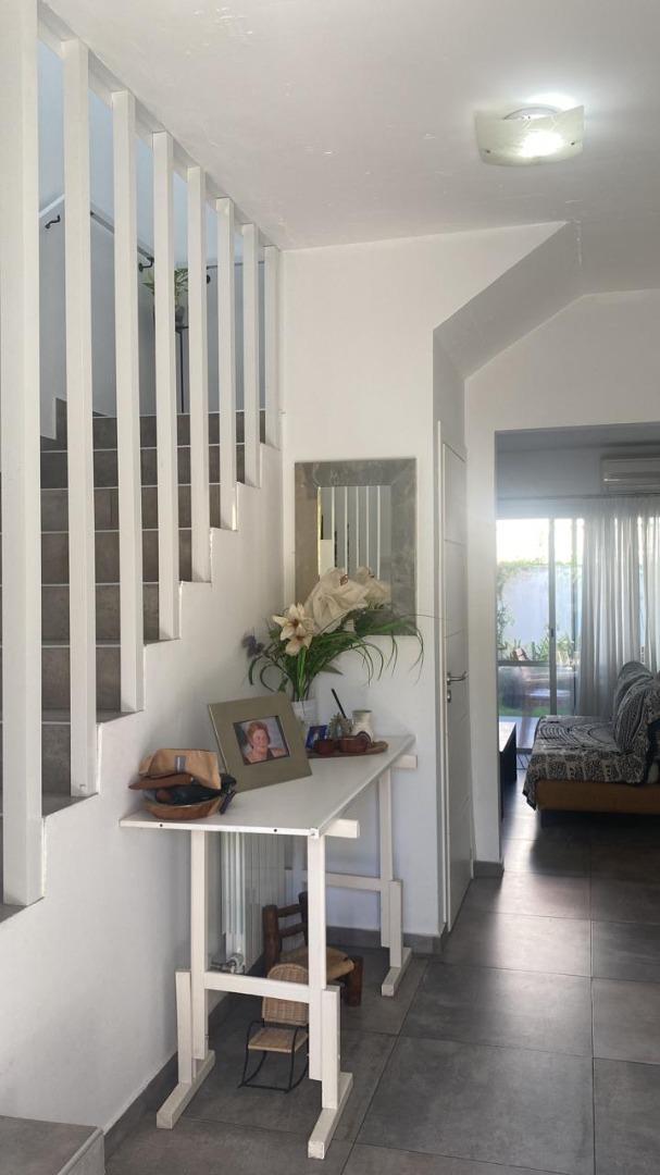 Simon De Iriondo 800