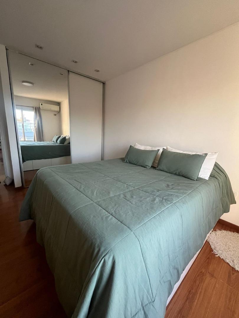 Depto Tipo Casa en Venta con 1 cocheras
