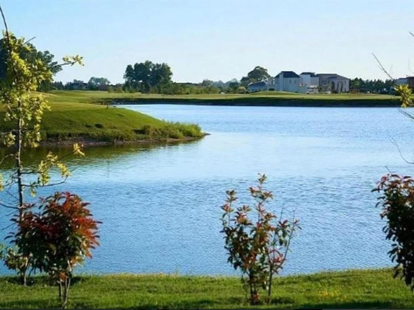 Terreno en Venta, FOS 35