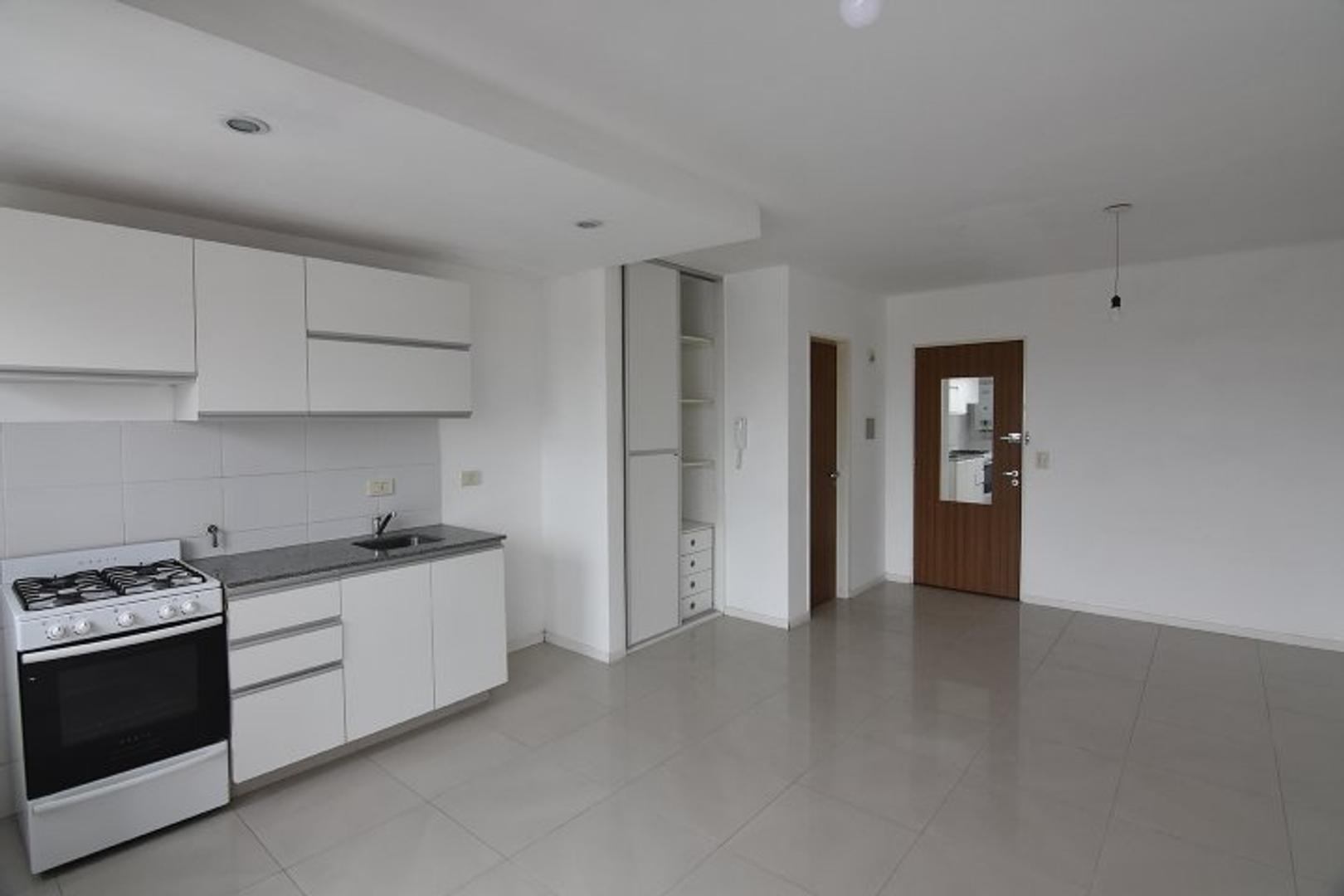 Iriondo 465 , Piso 8