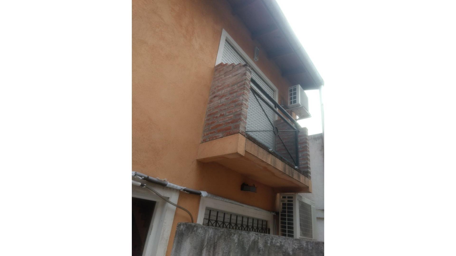 Depto Tipo Casa en Venta en Sarandi, USD 89.000