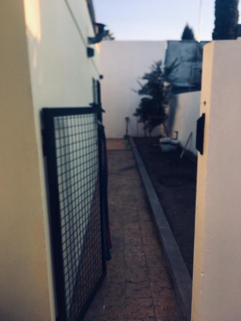 Depto Tipo Casa en Venta en Ramos Mejia, USD 125.000