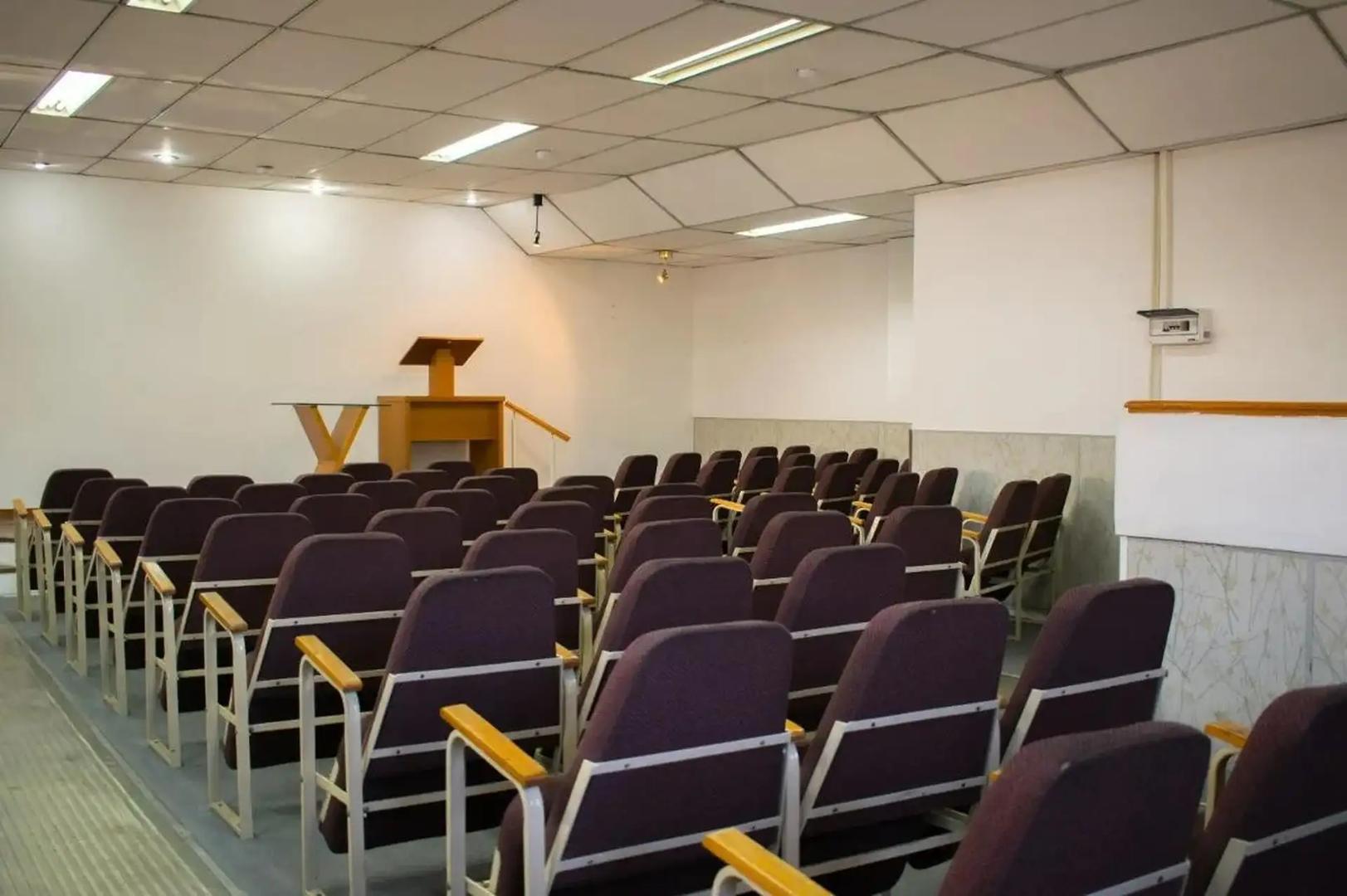 Local en Venta en Villa Elvira, USD 95.000