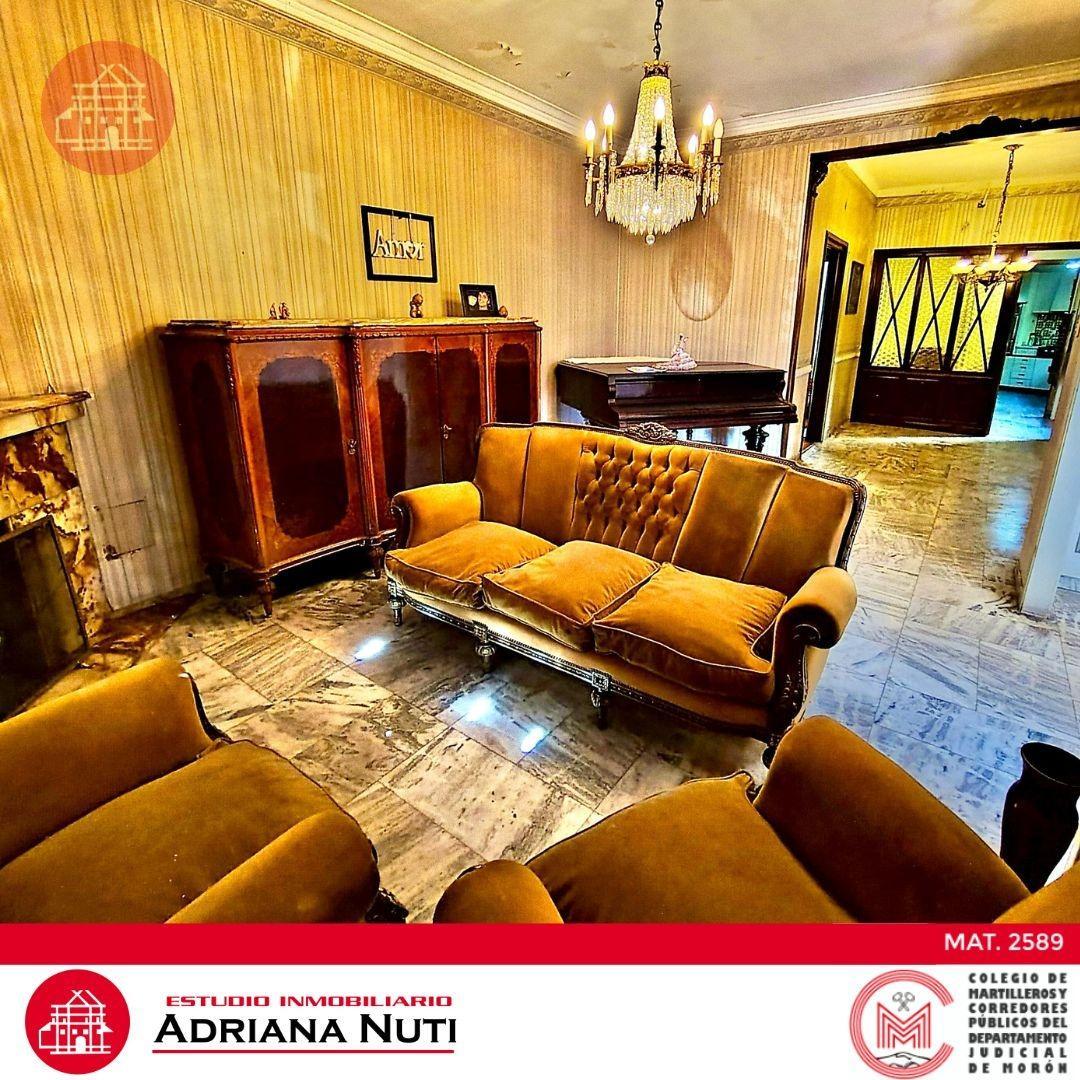 Casa en Venta con 1 cochera