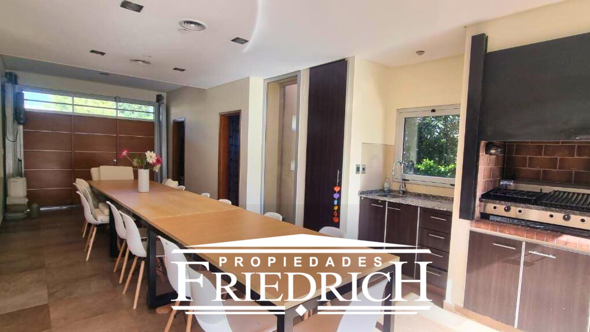 Casa en Venta de 4 dormitorios