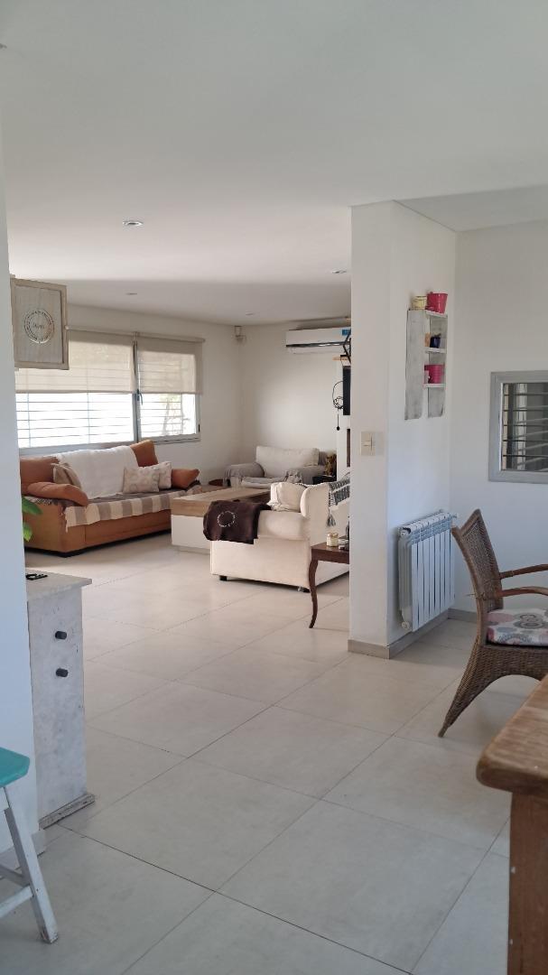 Casa en Alquiler en City Bell, USD 1.000