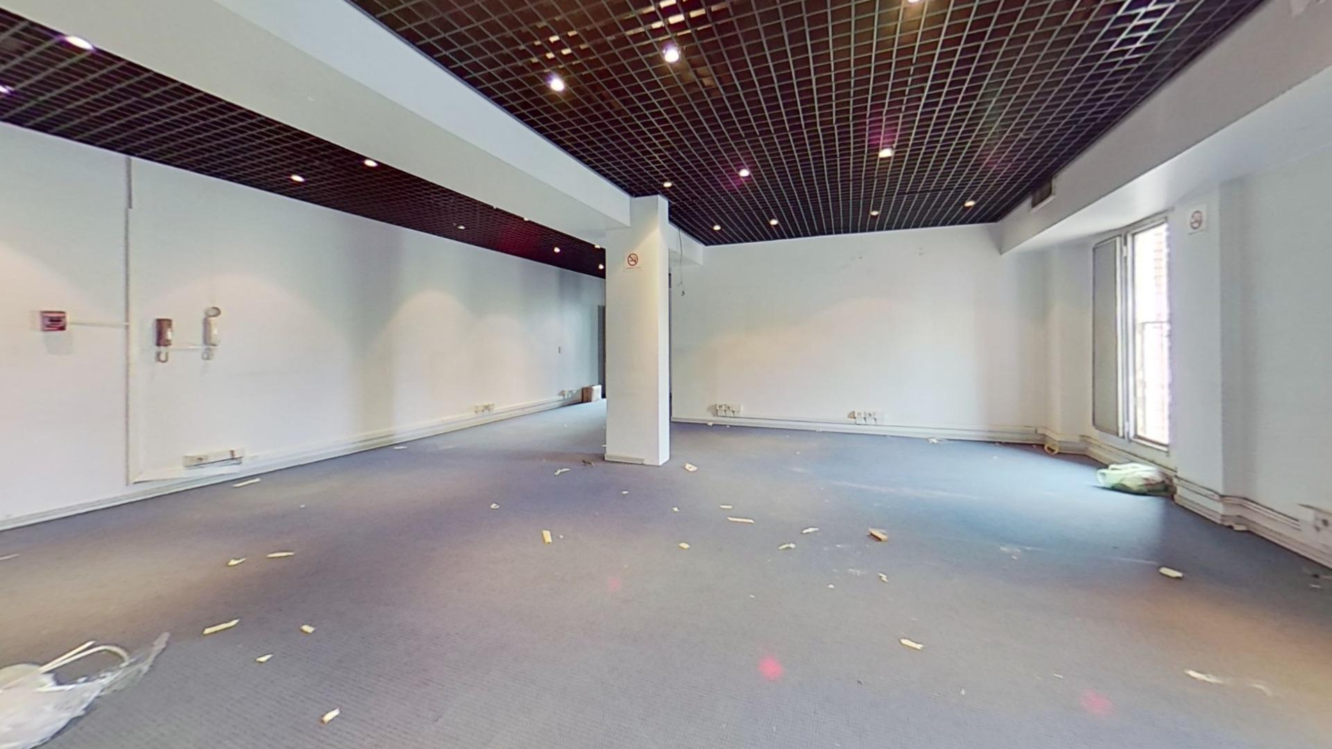 Oficina Monoambiente con 4 baños