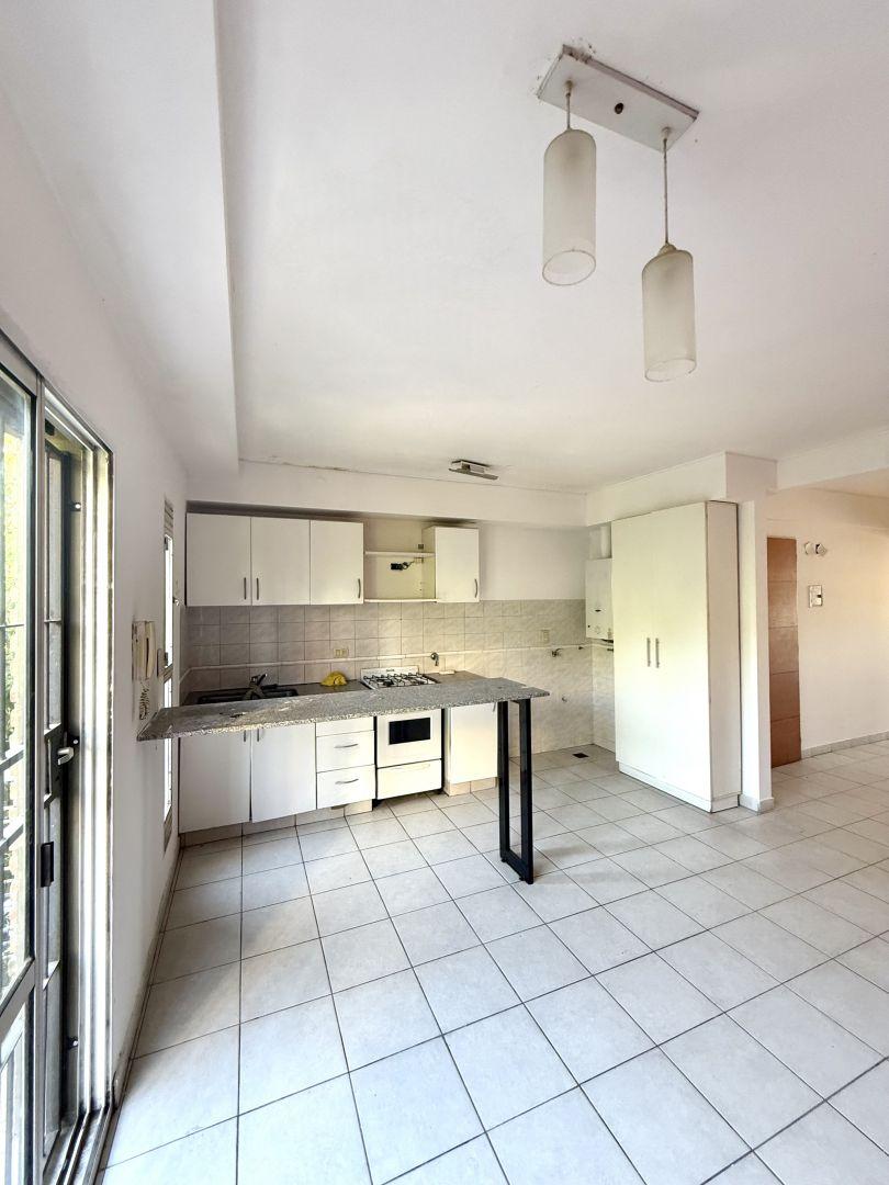 Cerrito 1100, Piso 3