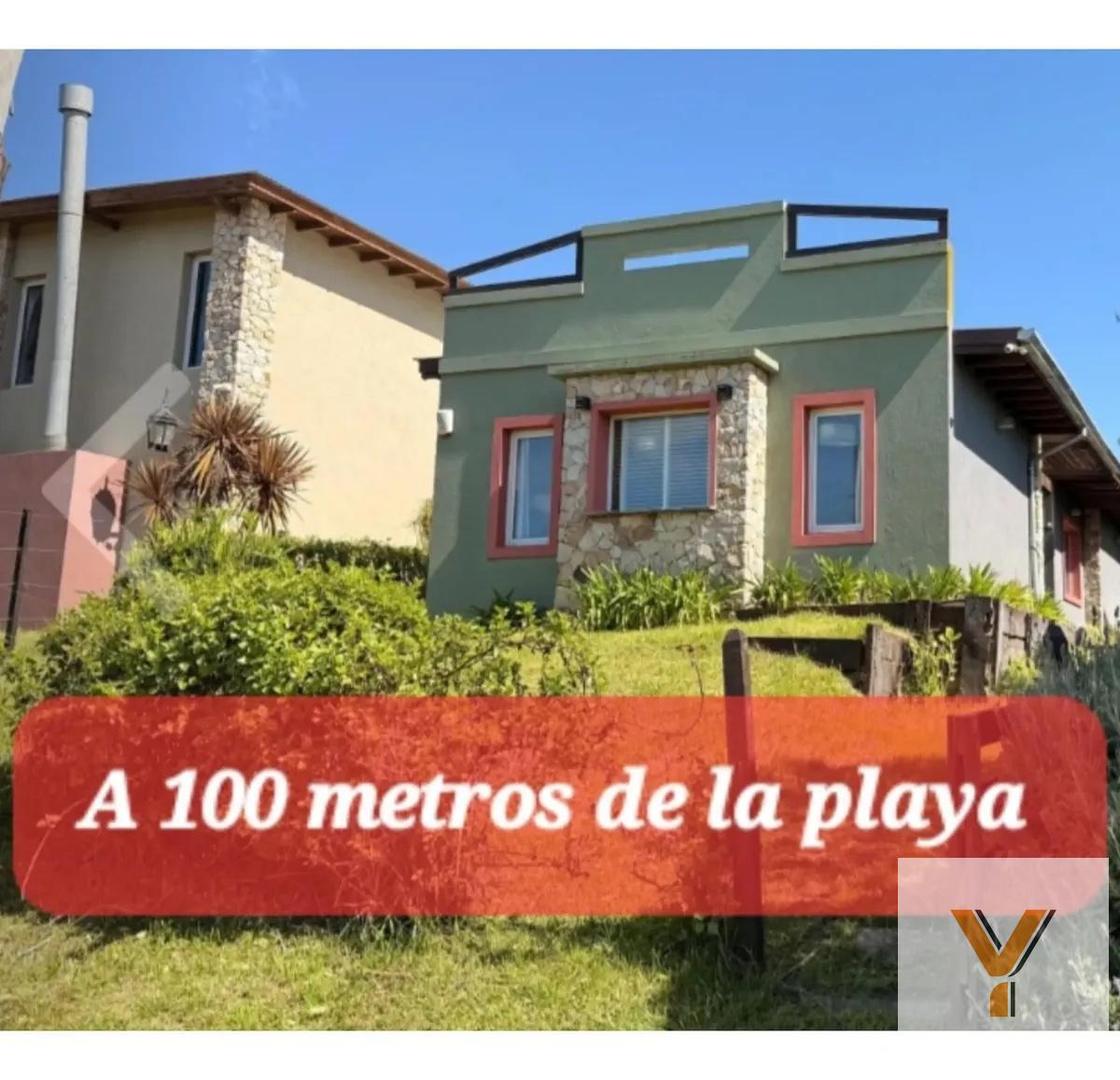 Casa en Venta - 3 Dormitorios 1 Baño - 312mts - Mar Azul