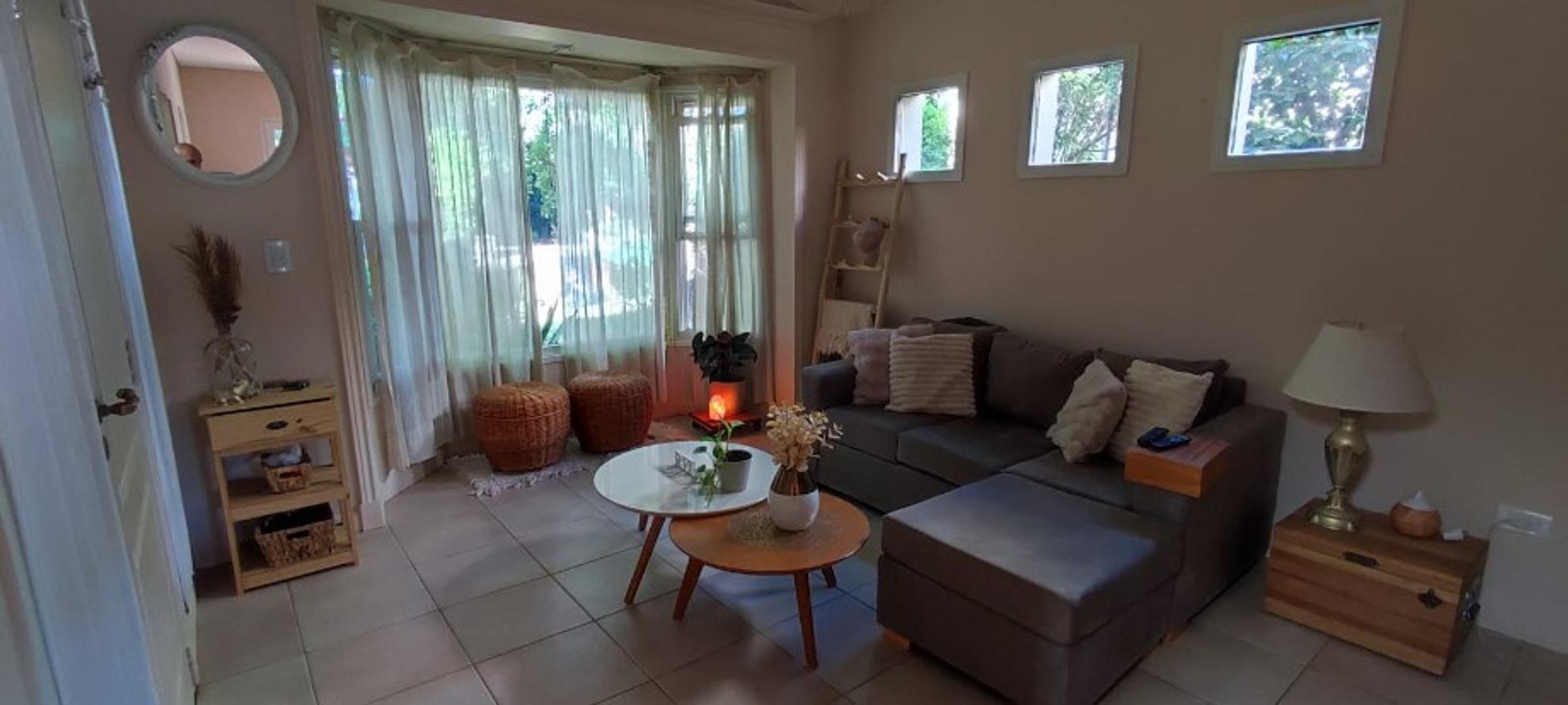 Casa en Venta en Francisco Alvarez, USD 225.000