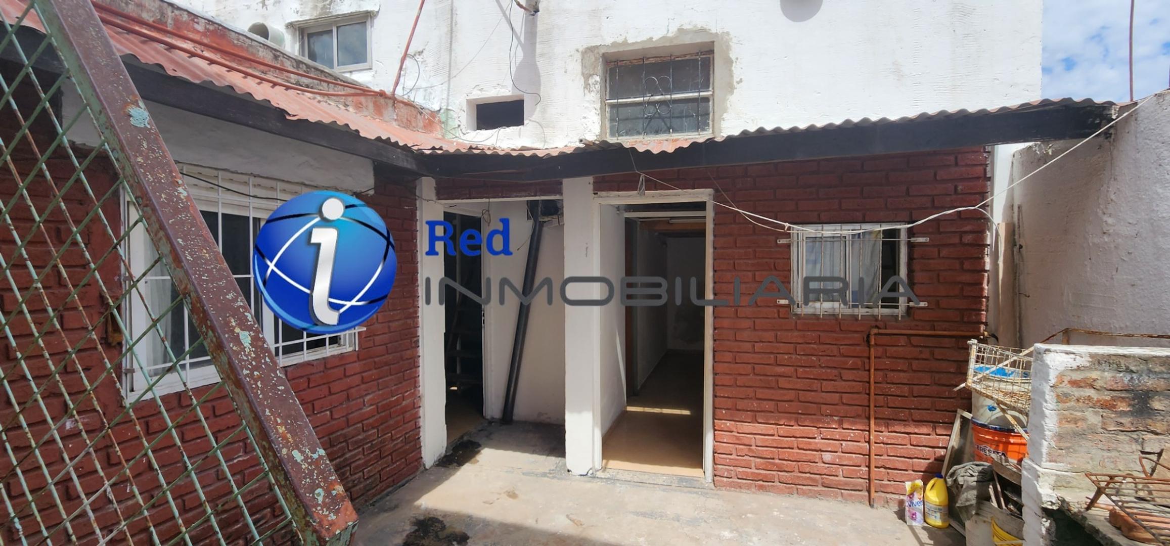 Av. Eva Peron 400 , Piso 1