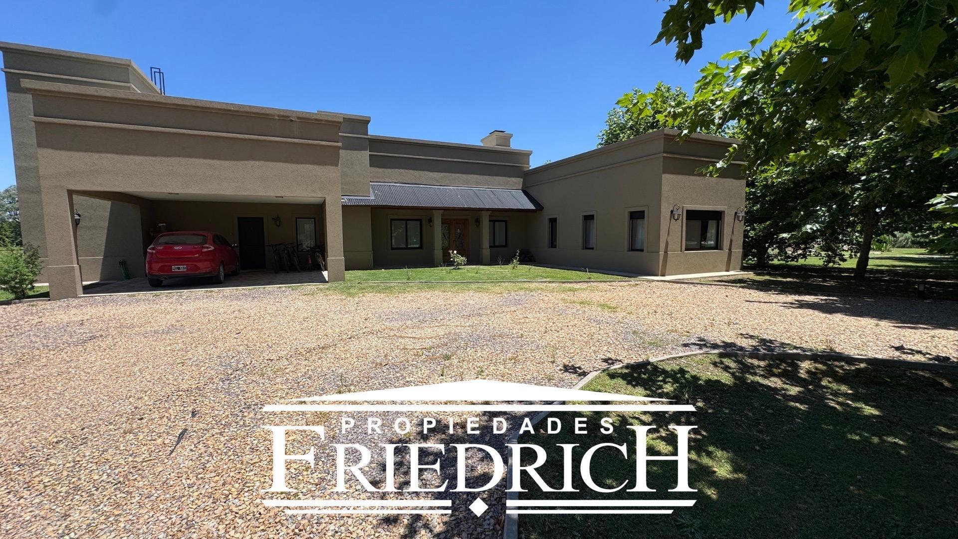 Casa en Venta de 4 dormitorios