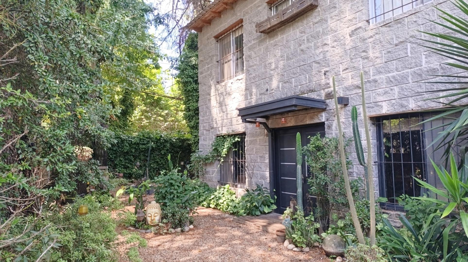 Espectacular Casa de Diseño Industrial - RETASADO!