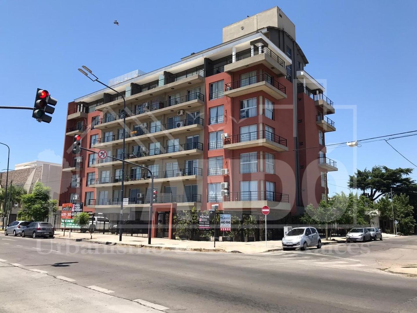 Av Pte Peron  1798 , Piso 5