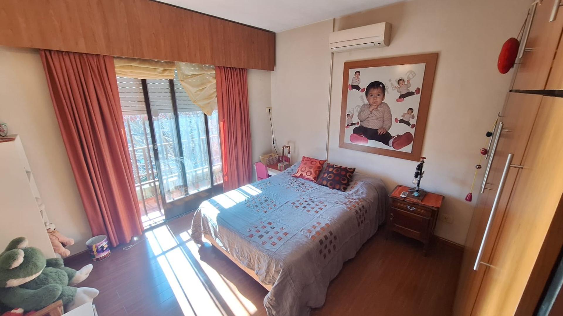 VENTA CASA PARA DOS FAMILIAS VILLA BOSCH