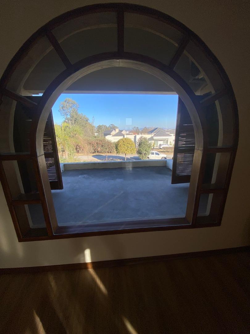 Casa en Venta con 5 cocheras