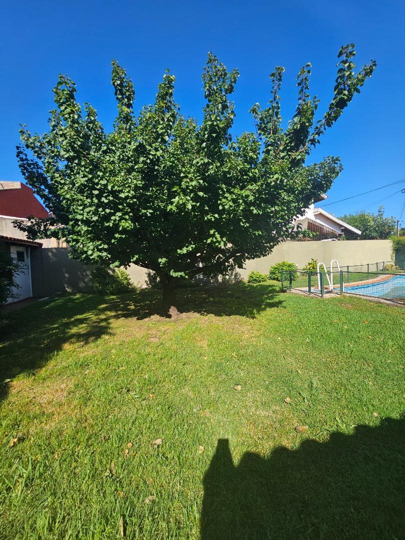 Casa en Venta con 7 cocheras