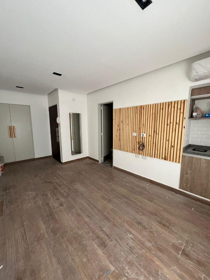 Monoambiente Reciclado a nuevo en la mejor zona de Once