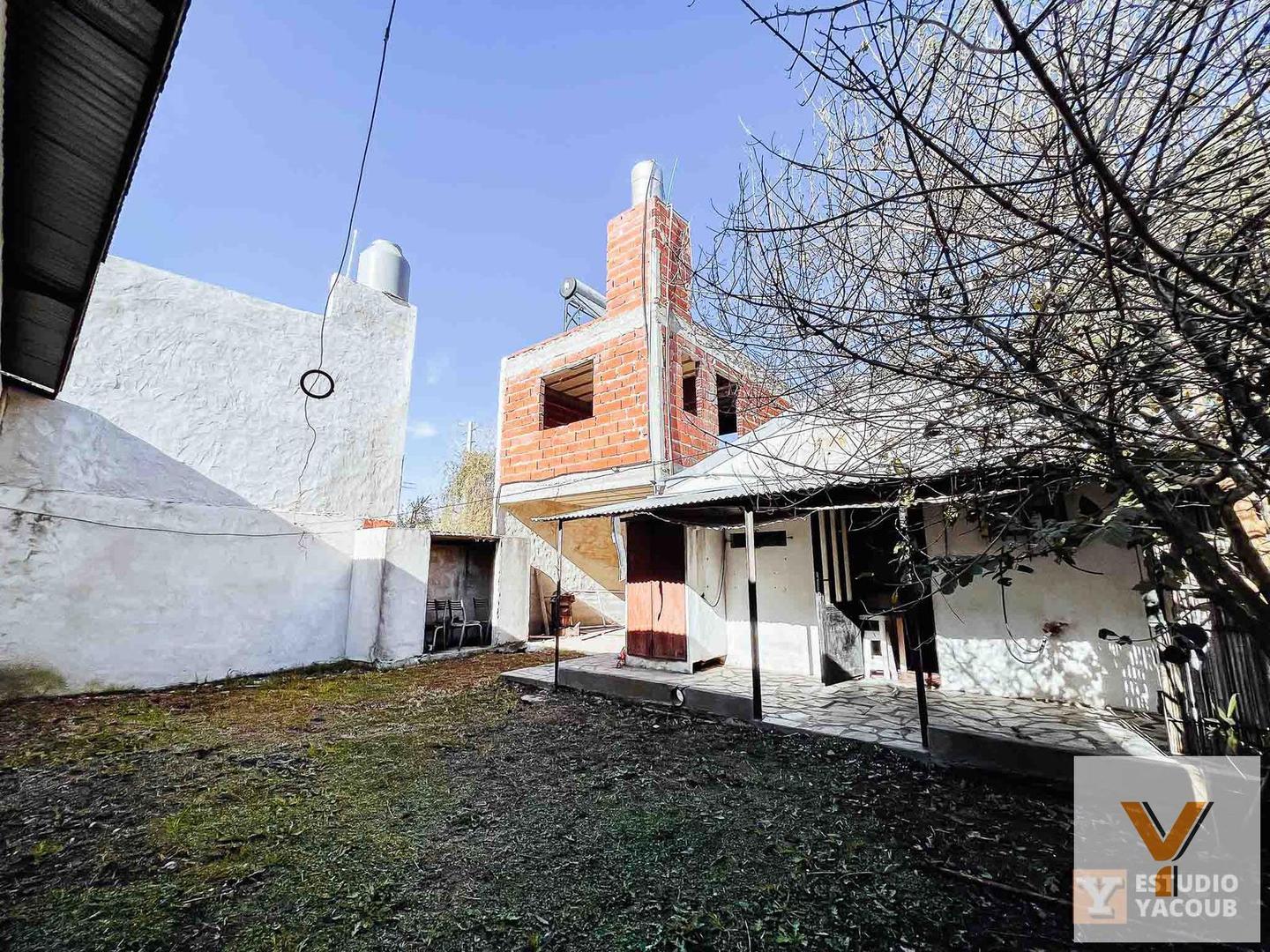 Casa en venta - 1 Dormitorio 1 Baño - 195Mts2 - Villa Elisa, La Plata