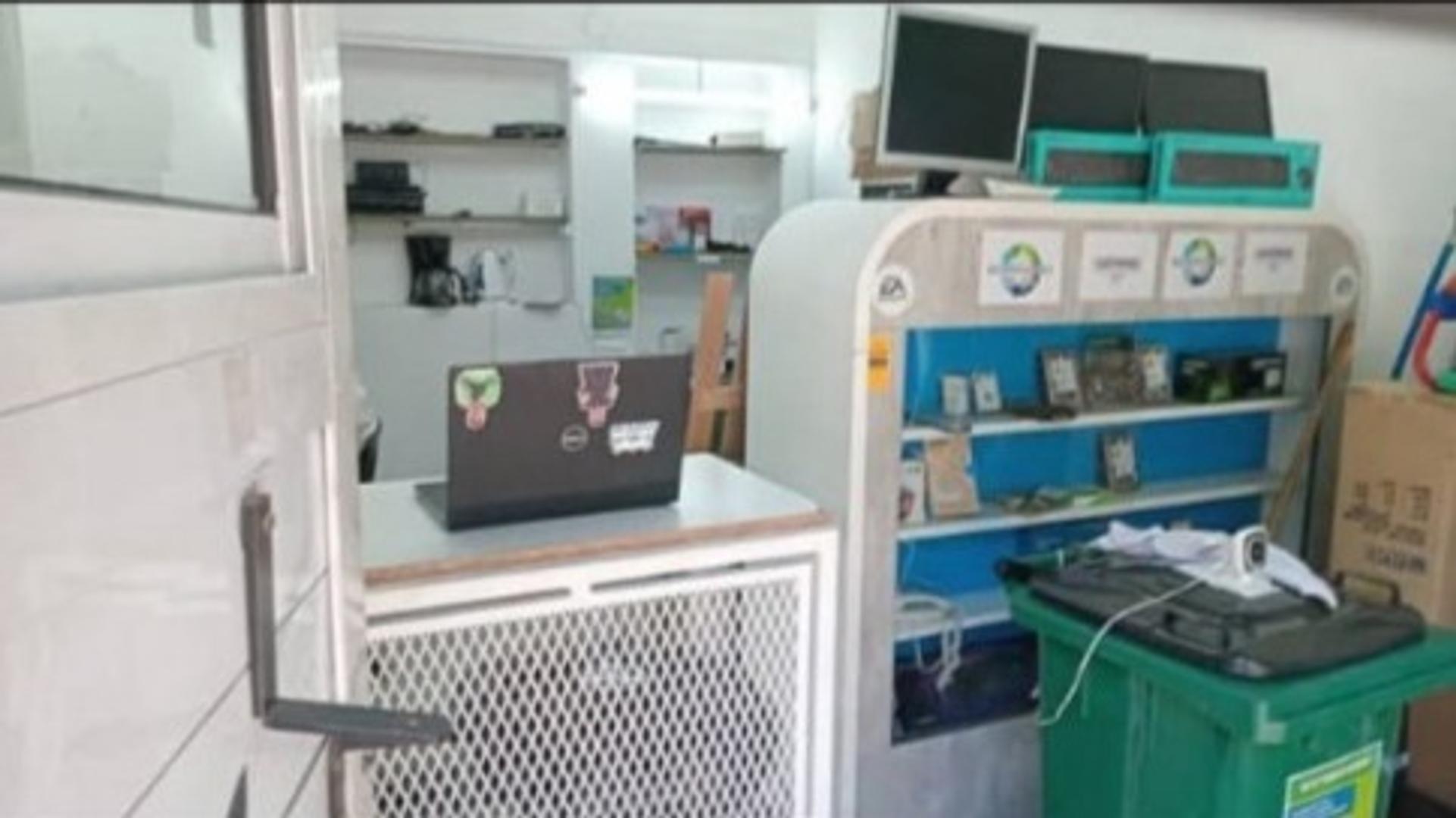 Local centro Lanus Este