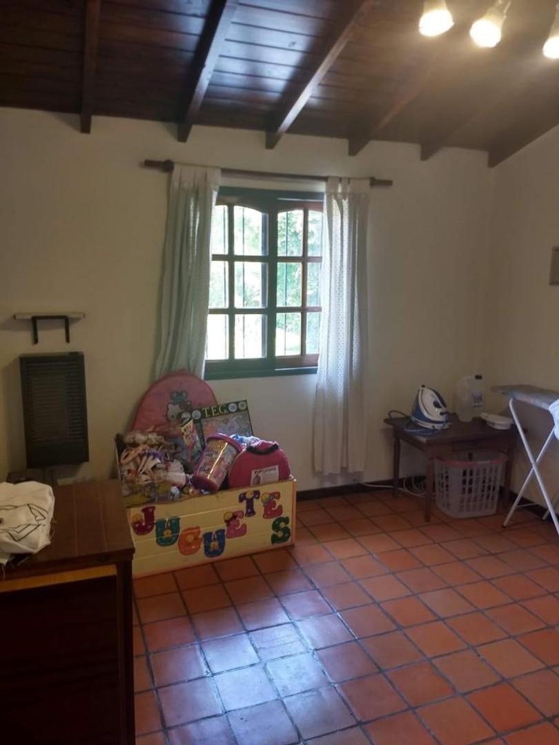 Elpidio Gonzalez 2453