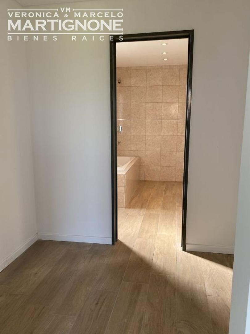 Club De Campo La Ranita Manzanares Open Door