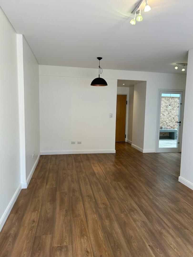 Departamento 2 ambientes con 2 baños