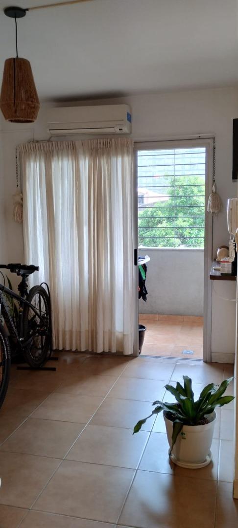 Sarmiento 900, Piso 2