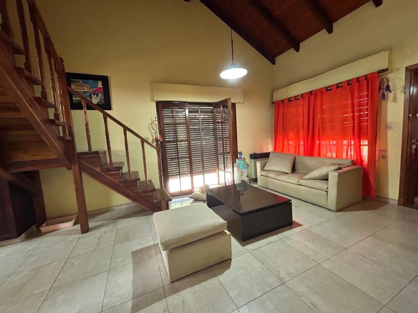 Casa en Venta en Granadero Baigorria, USD 135.000