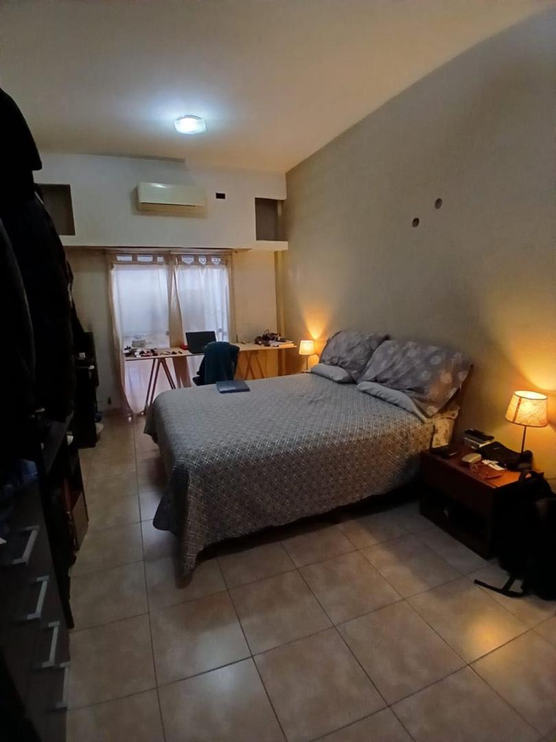 Depto Tipo Casa 4 ambientes con 2 baños