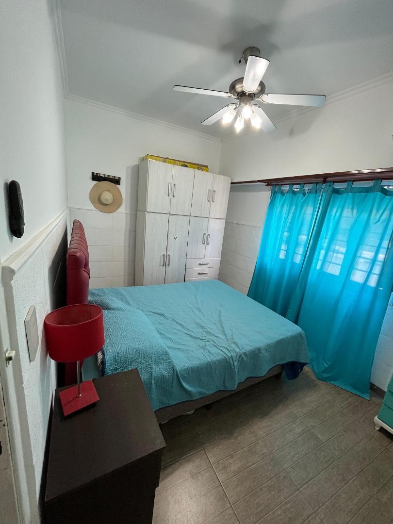 ALQUILER CASA 4 AMBIENTES CON PATIO Y GRAN TERRAZA – LANÚS O