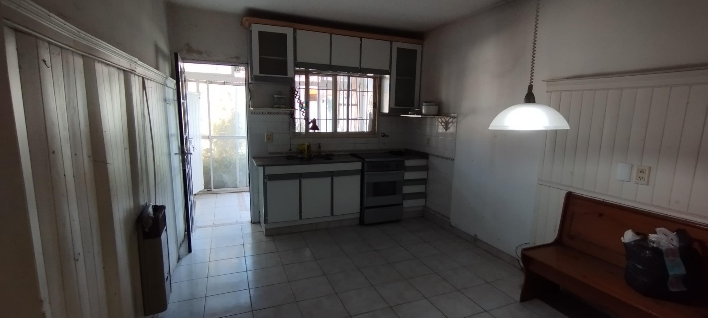 Depto Tipo Casa 3 ambientes con 2 baños