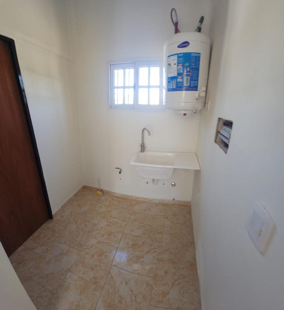 Depto Tipo Casa en Alquiler de 1 dormitorio