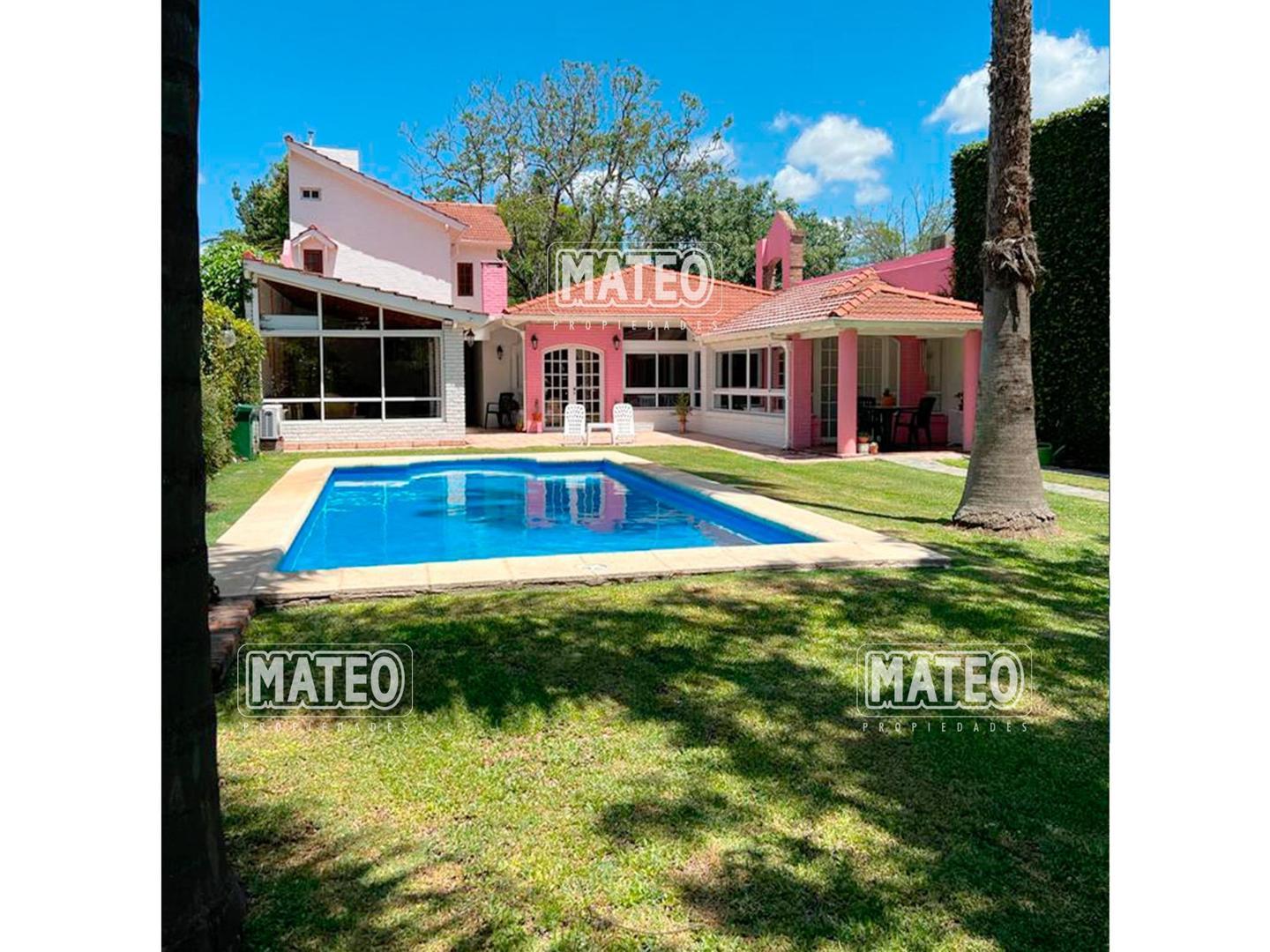 CASA en MORENO, lado Sur.