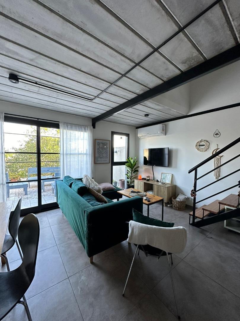 MUNRO - DUPLEX  - 2 DORM - 2 BAÑOS - TERRAZA!