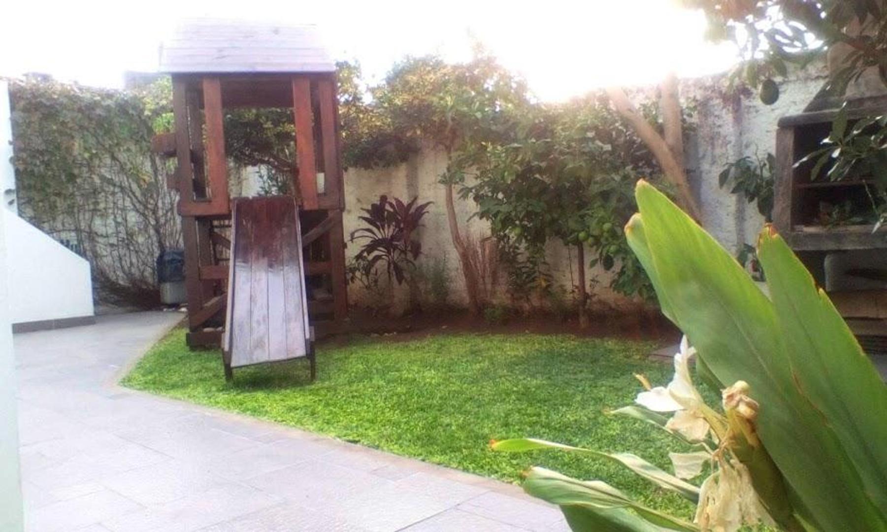 Casa en Venta en Lomas De Zamora, USD 250.000