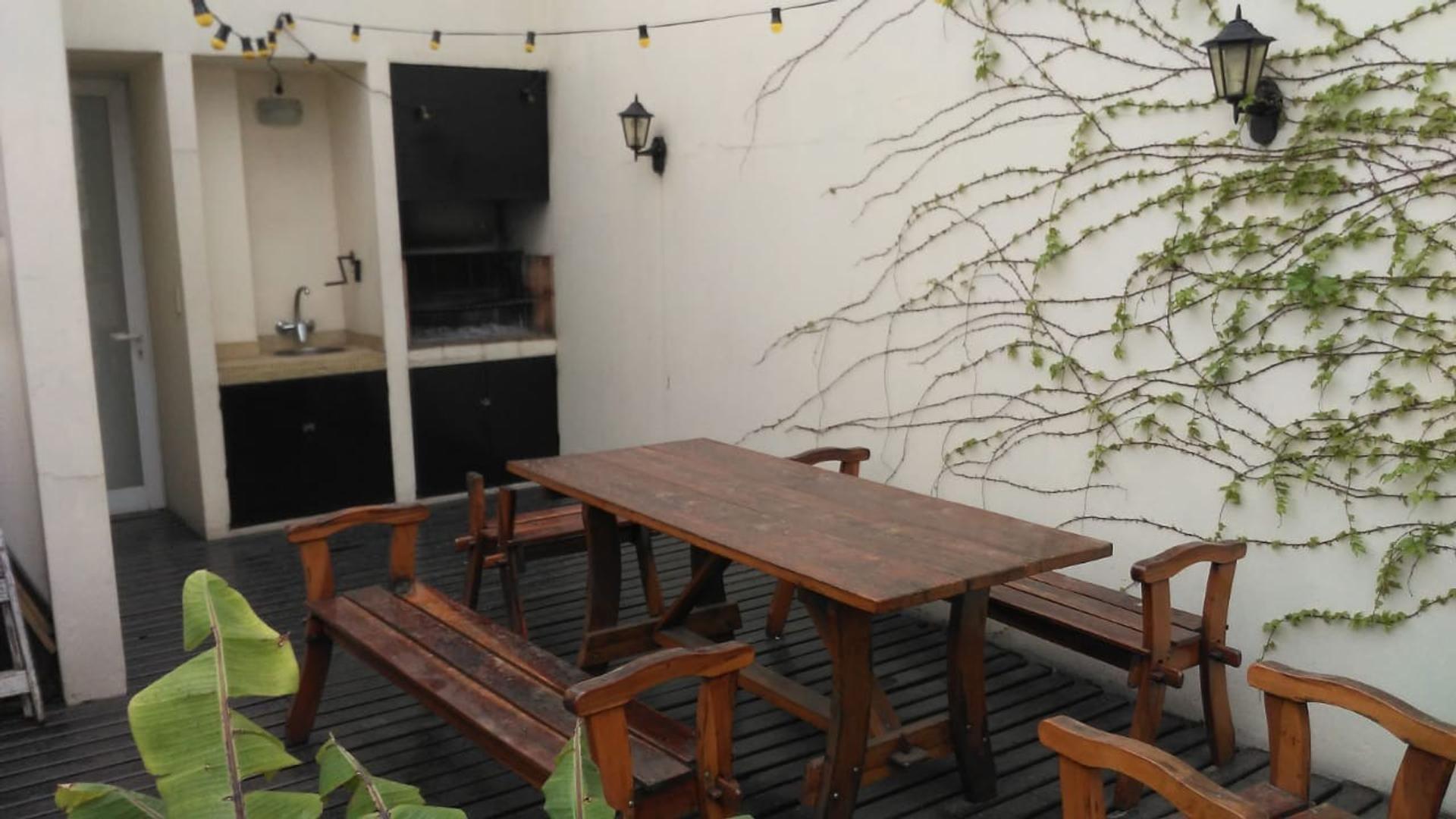 TRIPLEX  BALCONTERRAZA PARRILLA Y 2 BAÑOS PRECIO + 36 CUOTAS