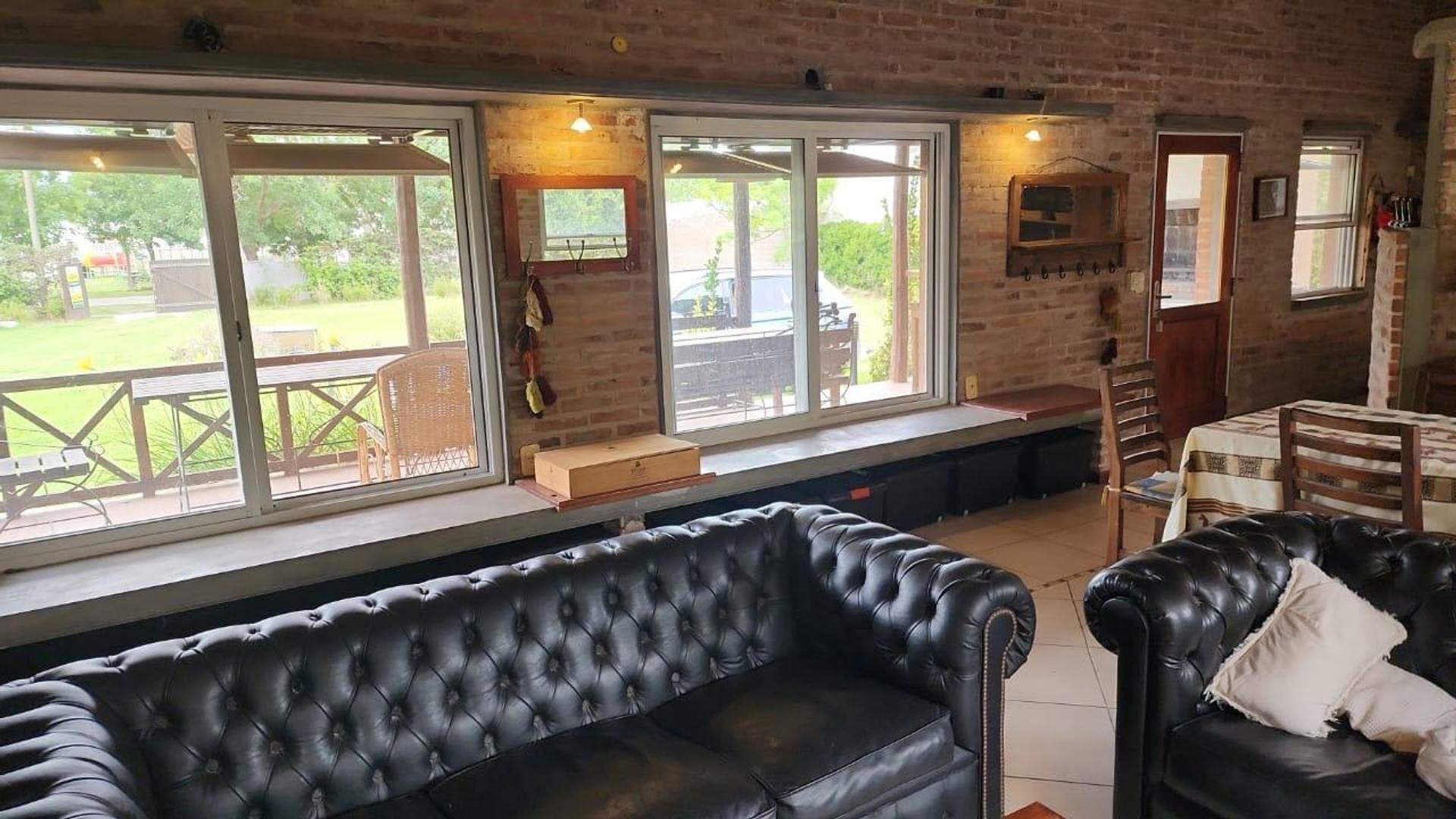 Casa en Venta en Funes, USD 220.000